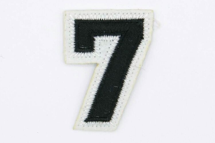 Термоаппликация, цифра "7", 4.5х3см, черно-белая (01587)